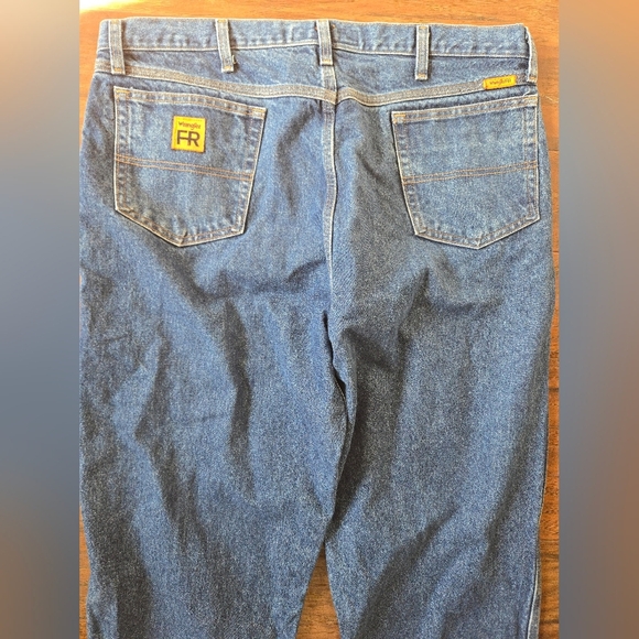 Wrangler FR Mens Blue Jeans size 40x34 Flame Resistant Work Denim Pants - Picture 2 of 8